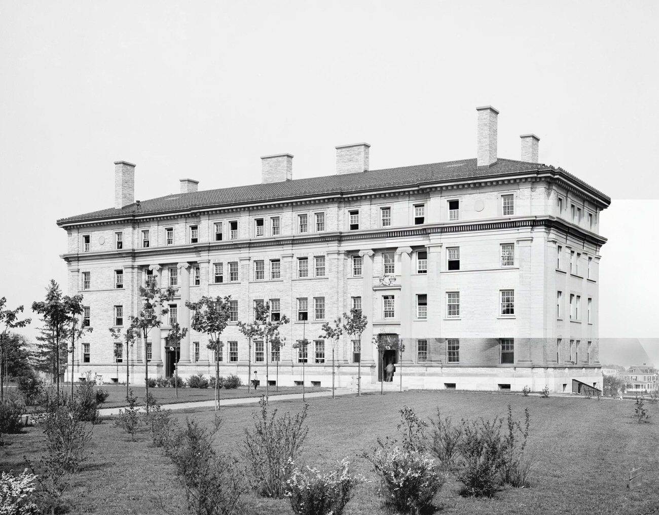 Gould Hall, New York University (Now Part Of Bronx Community College), Bronx, 1904.