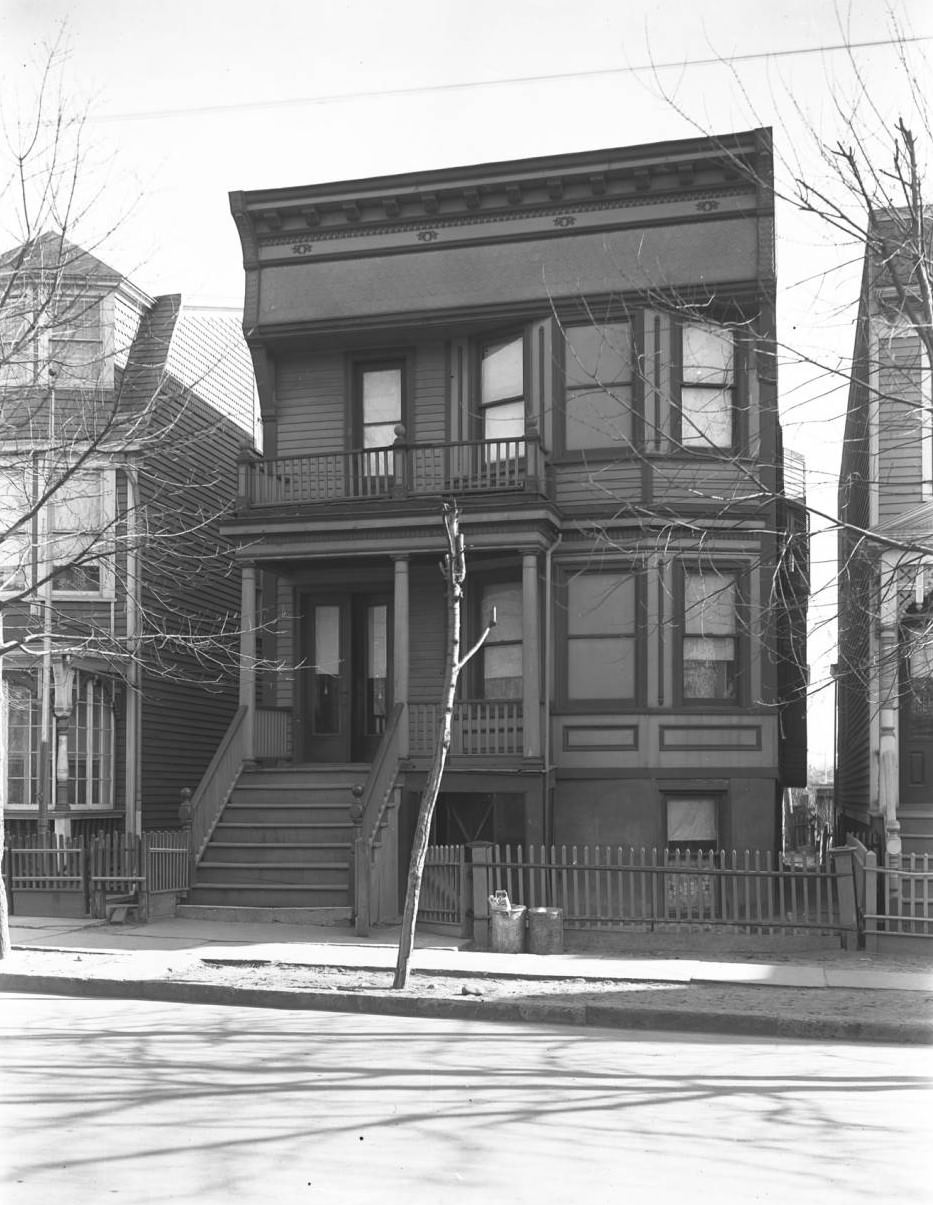 1530 Commonwealth Avenue, Bronx, 1919.