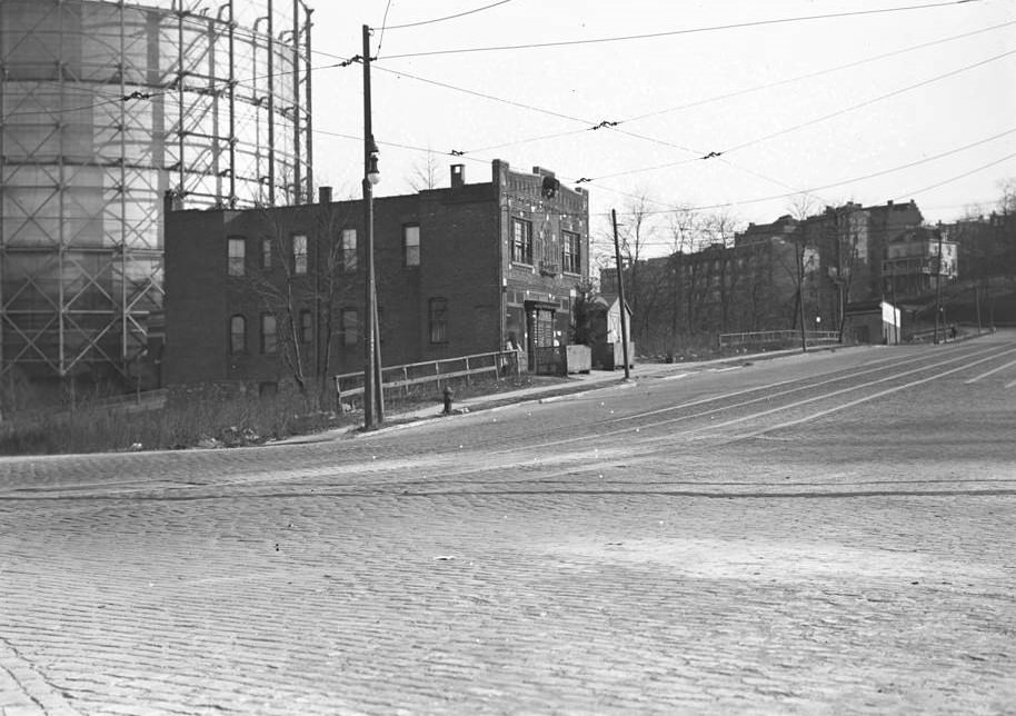 An Intersection Of Jerome Avenue Near The Macombs Dam Bridge, Bronx, Circa December 1918.
