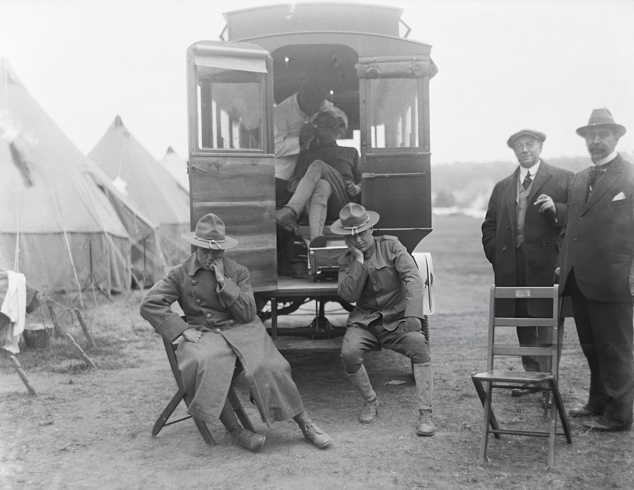 Soldiers At A Portable Dental Ambulance Trial At Van Cortlandt Park, Bronx, 1917.