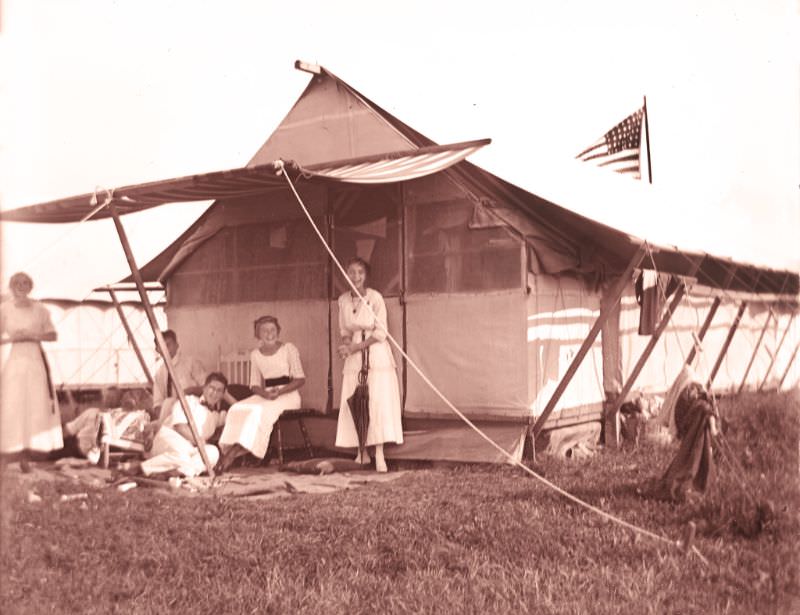 Campsite, Orchard Beach, The Bronx, 1912