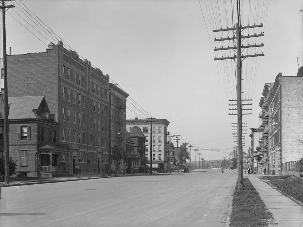 Bailey Avenue Looking North From Albany Crescent, Bronx, 1916.