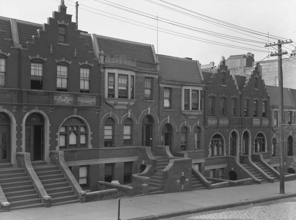Row Of Houses On Eagle Avenue, Bronx, Circa 1916.