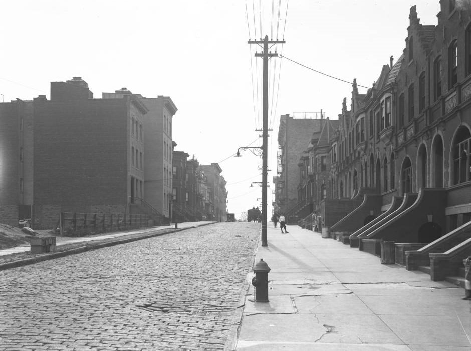 View South Down Eagle Avenue From E. 156Th Street, Bronx, Circa 1916.