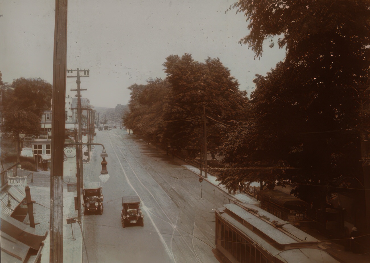 Broadway Looking North From 242Nd Street, 1920.