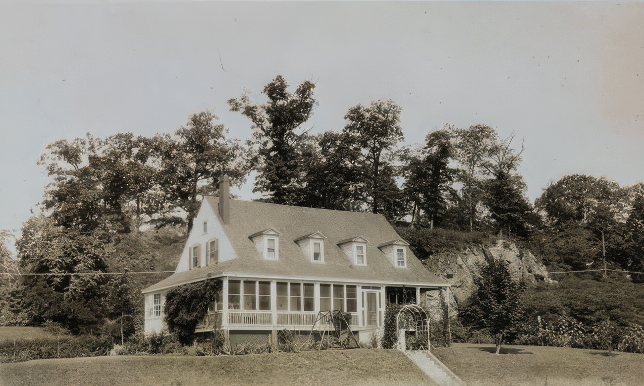 Somler House In The Bronx, Circa 1925.