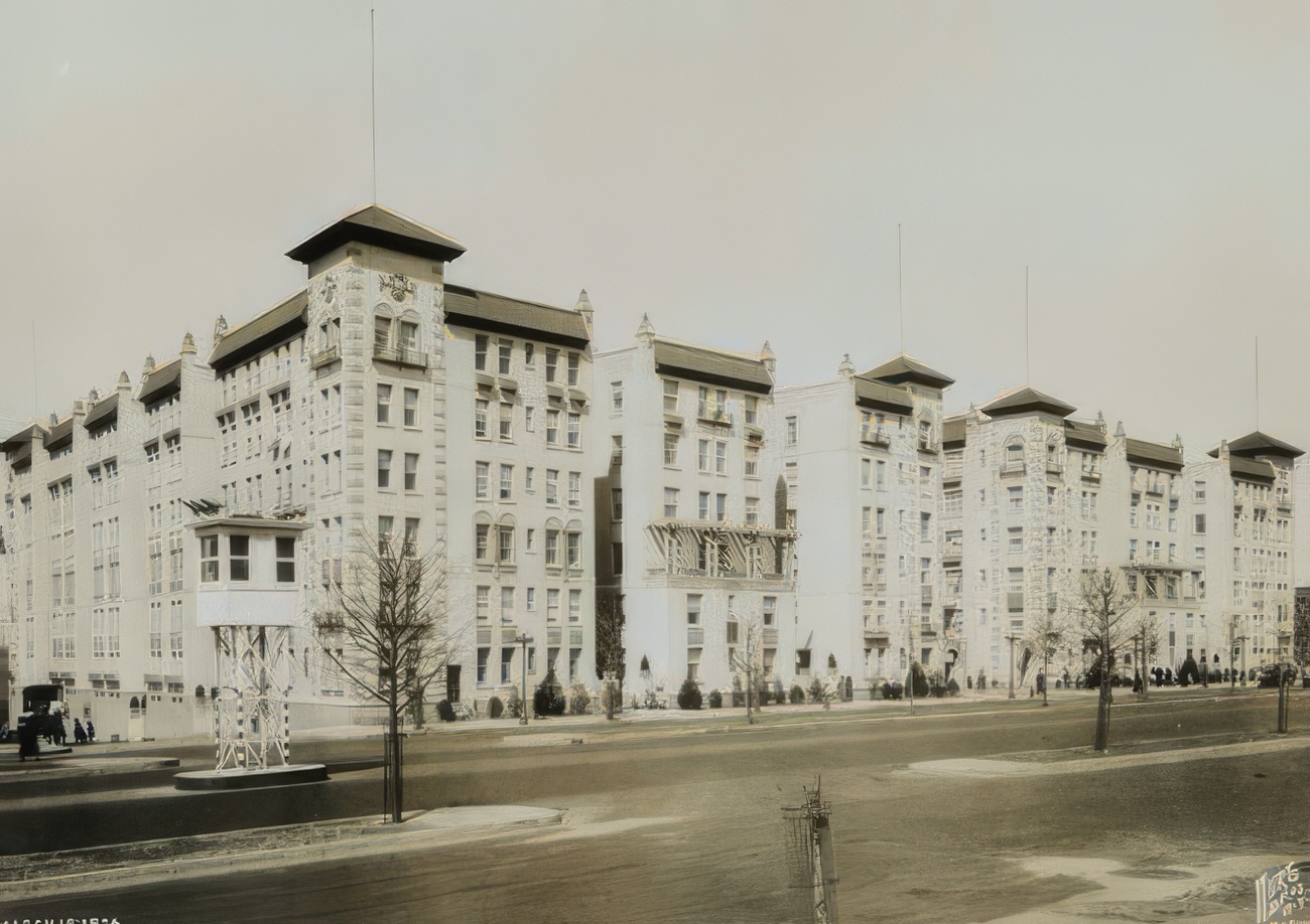 Grand Concourse, The Roosevelt Apartments, 1924.