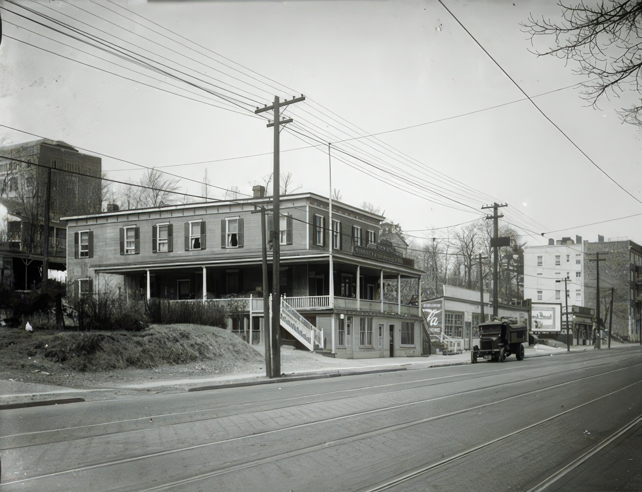 Broadway Series, Looking North On Broadway, Beck'S Hotel Main Building, Between Old Albany Post Road And 246Th Street, 1920.