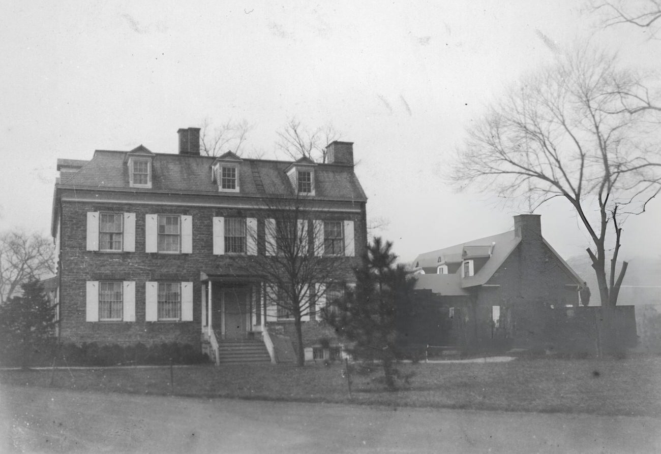 Van Cortlandt House In Van Cortlandt Park, Bronx, 1924.