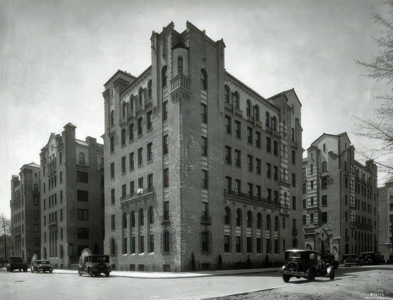Alhambra Apartments Between Wallace And Barnes On 750 Pelham Parkway, 1929.