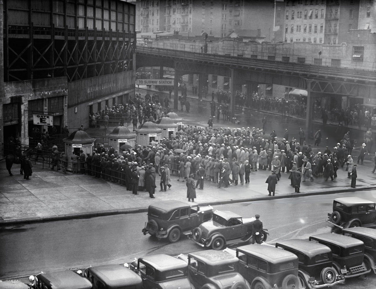 People Entering Yankee Stadium For World Series, 1930S