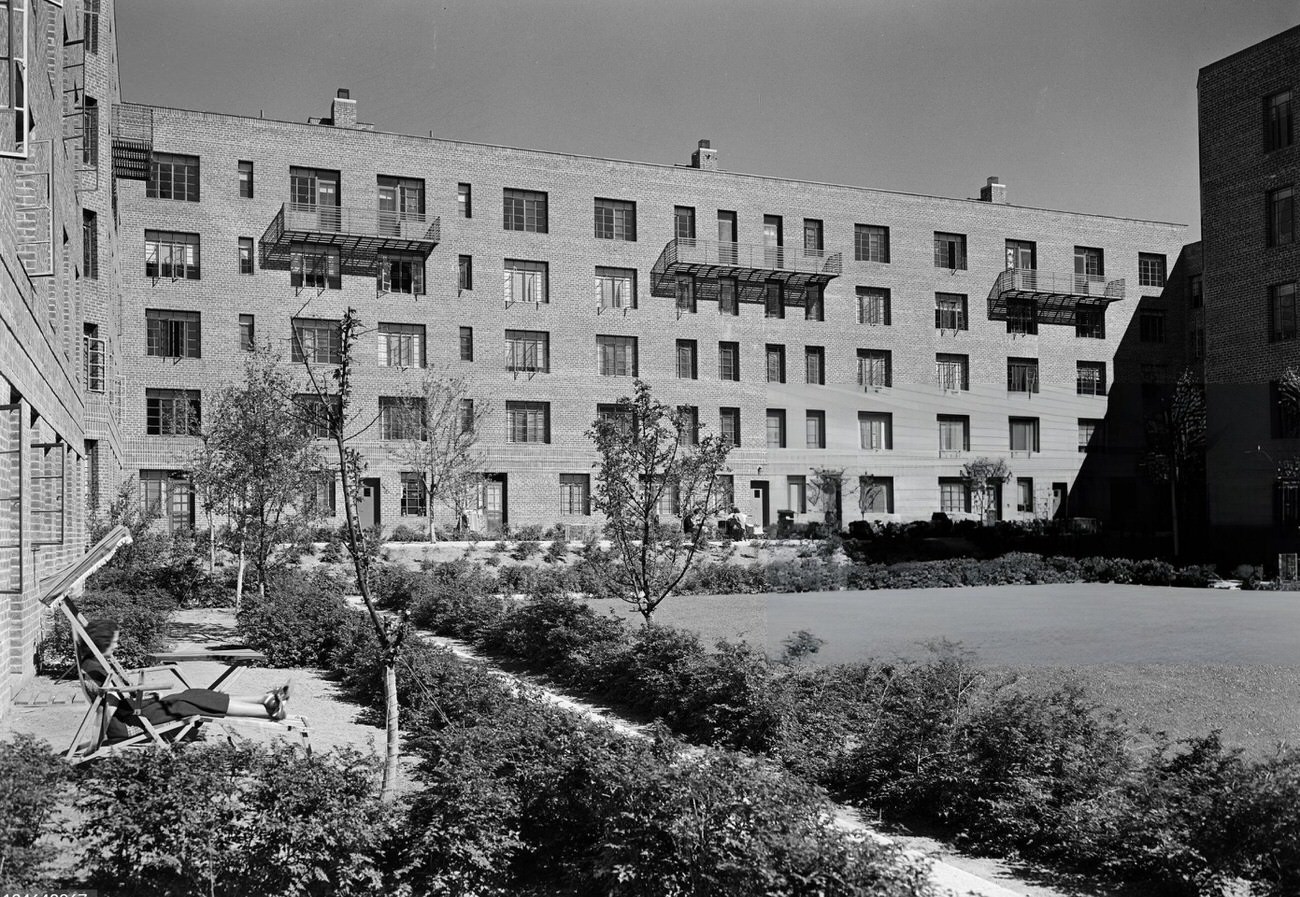 Hillside Housing Inc., Boston Post Road, Bronx, 1930S.