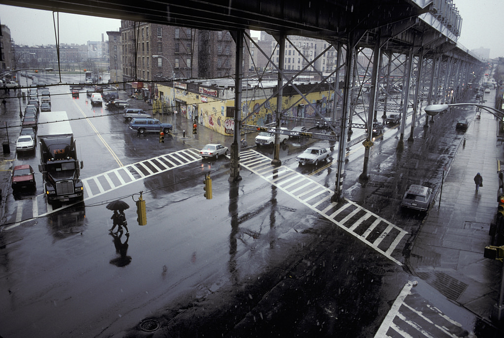 Intervale Subway Stn., S. Bronx, 1997