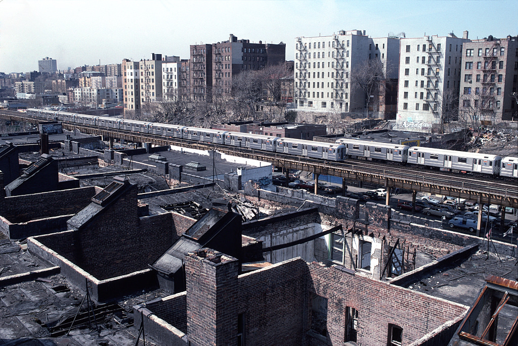 View Sw From E. 175Th St. Showing The No 4 Train Along Jerome Ave., South Bronx, 1990