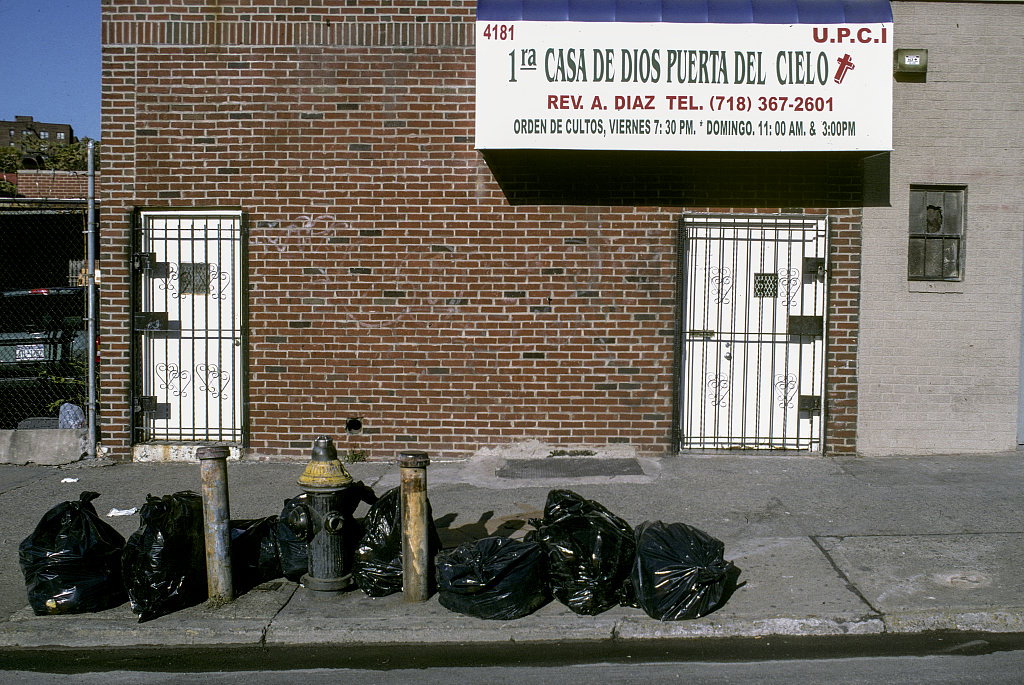 4181 Park Ave., Bronx, 2002