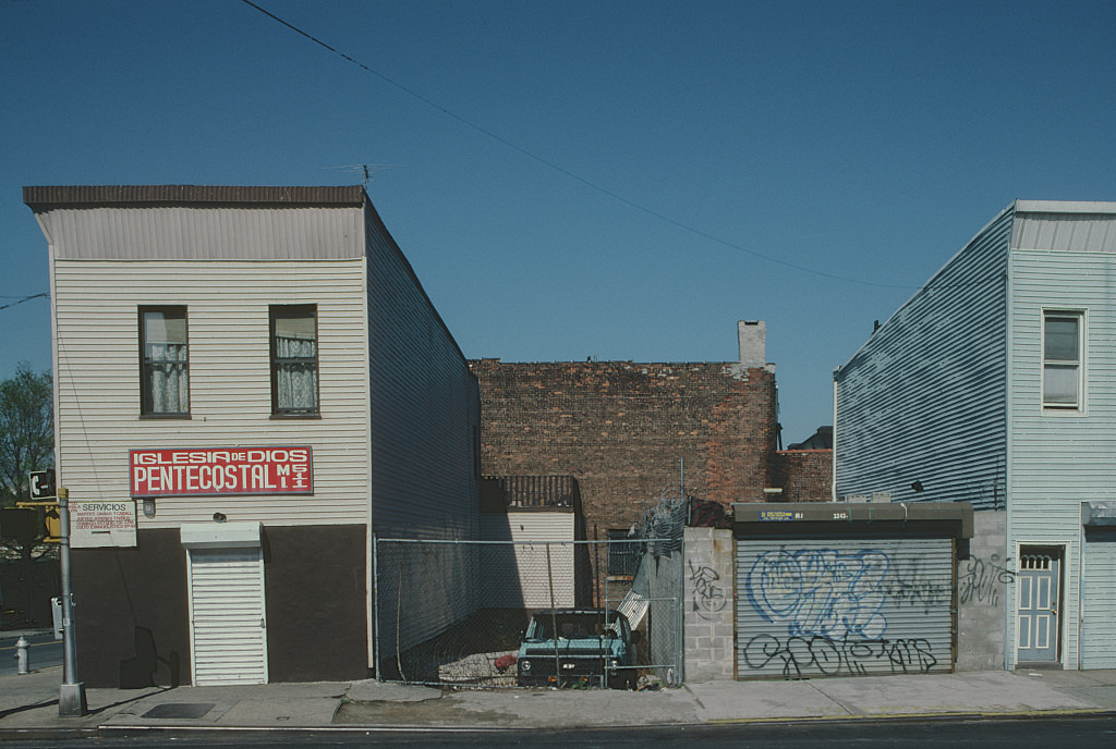 3339 Third Ave., South Bronx, 2002