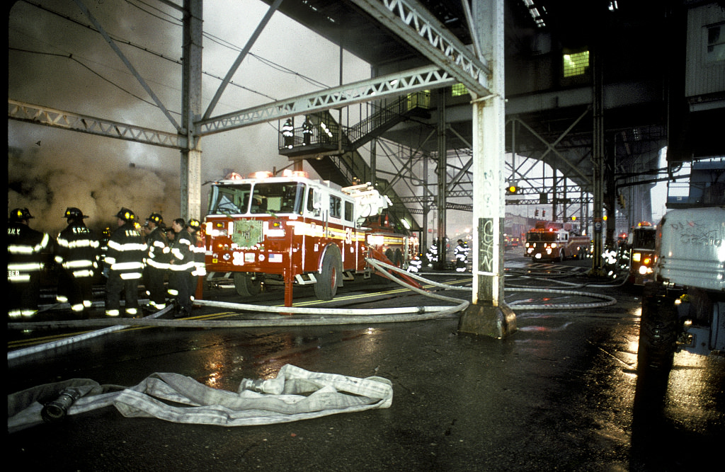 View Se, Intervale Ave. Station., Bronx, 2003