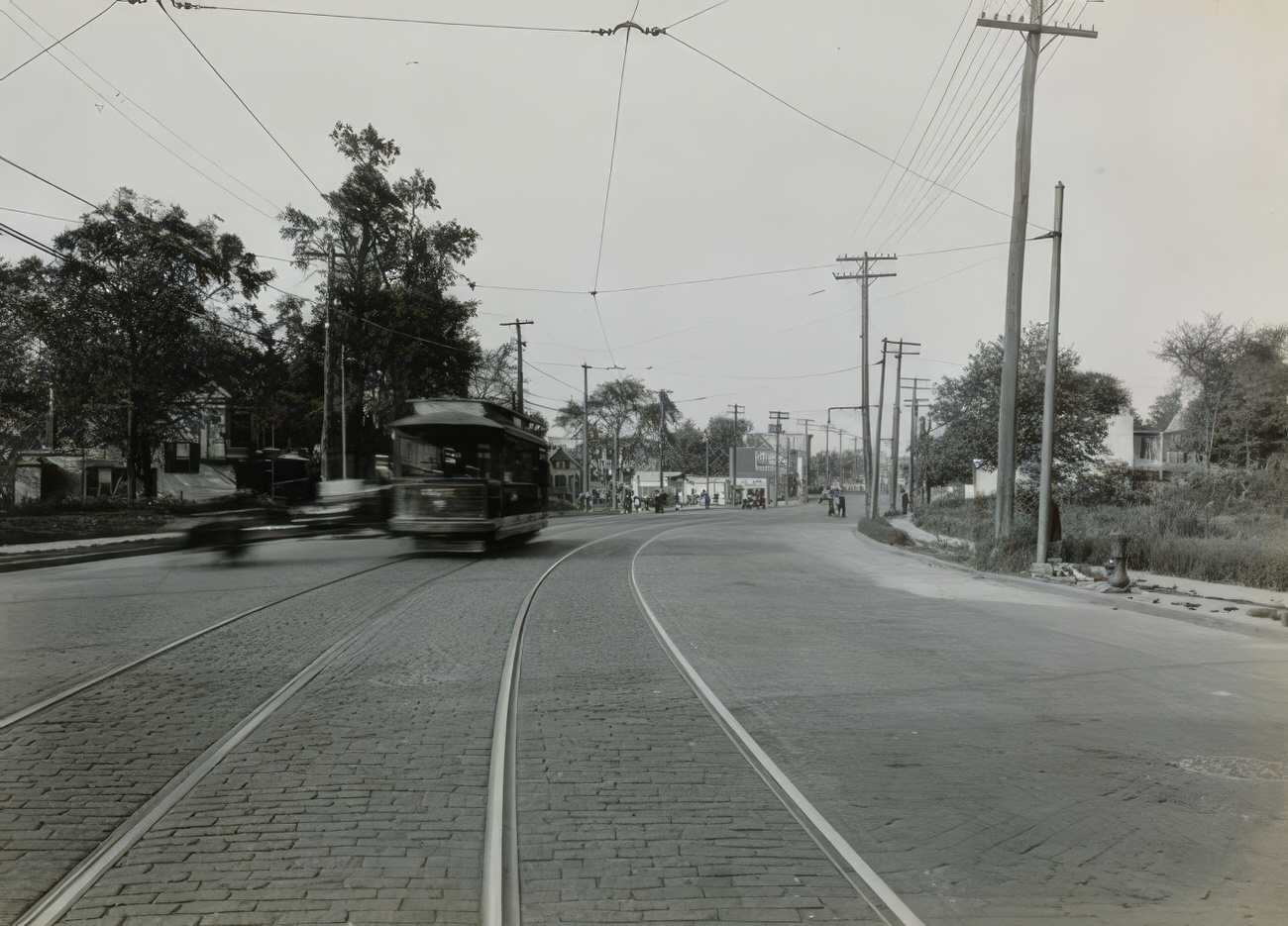 Streetcar And Tracks Along Broadway At 238Th St., Circa 1915.