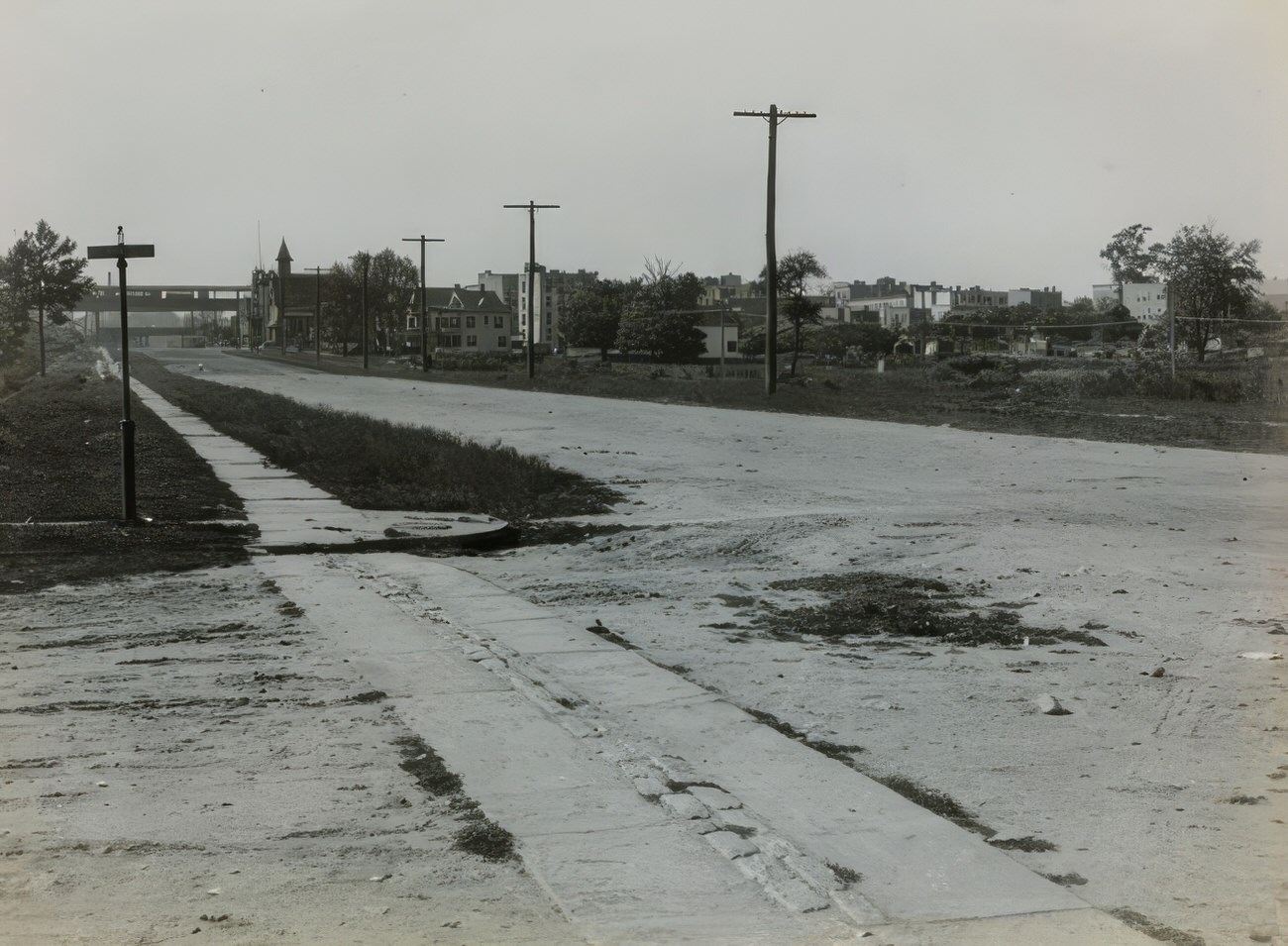 Gun Hill Road And Bronxwood Avenue, Circa 1915.