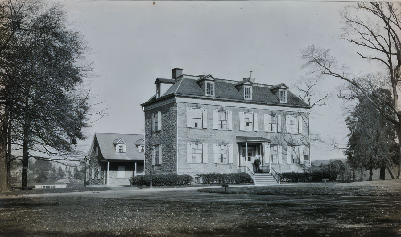 Van Cortlandt Mansion, Circa 1915.