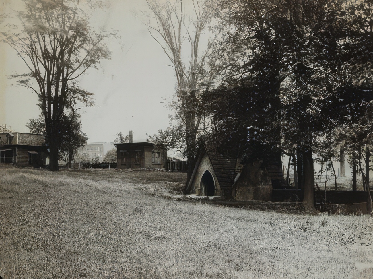 The Old Well At Gouverneur Morris House, Circa 1910.