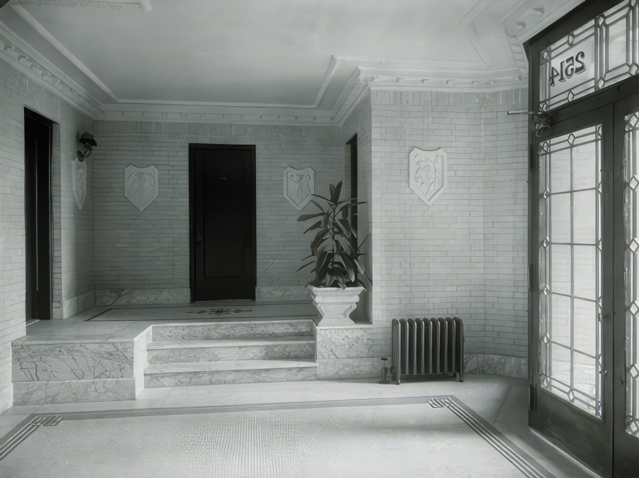 2514 Creston Avenue North Of Fordham, Apartment House Main Hall, Circa 1915.