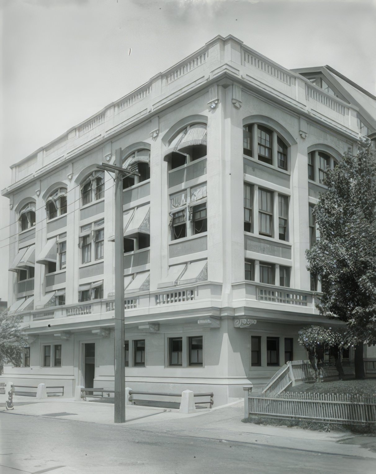 Biograph Co. Office Building And Turner Co. Building, Possibly At 796 East 176Th Street, Circa 1913.