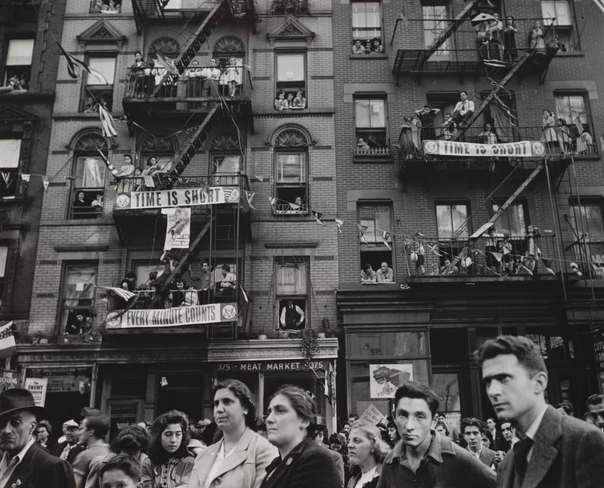 Weegee: Lower East Side, 1940S.