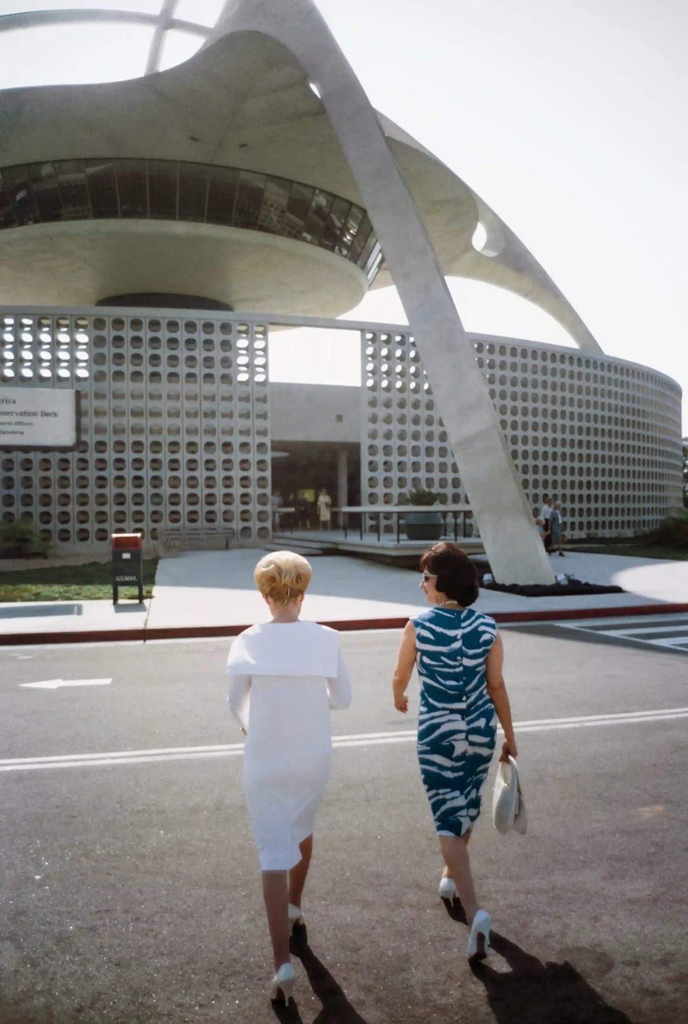 Los Angeles International Airport, 1964