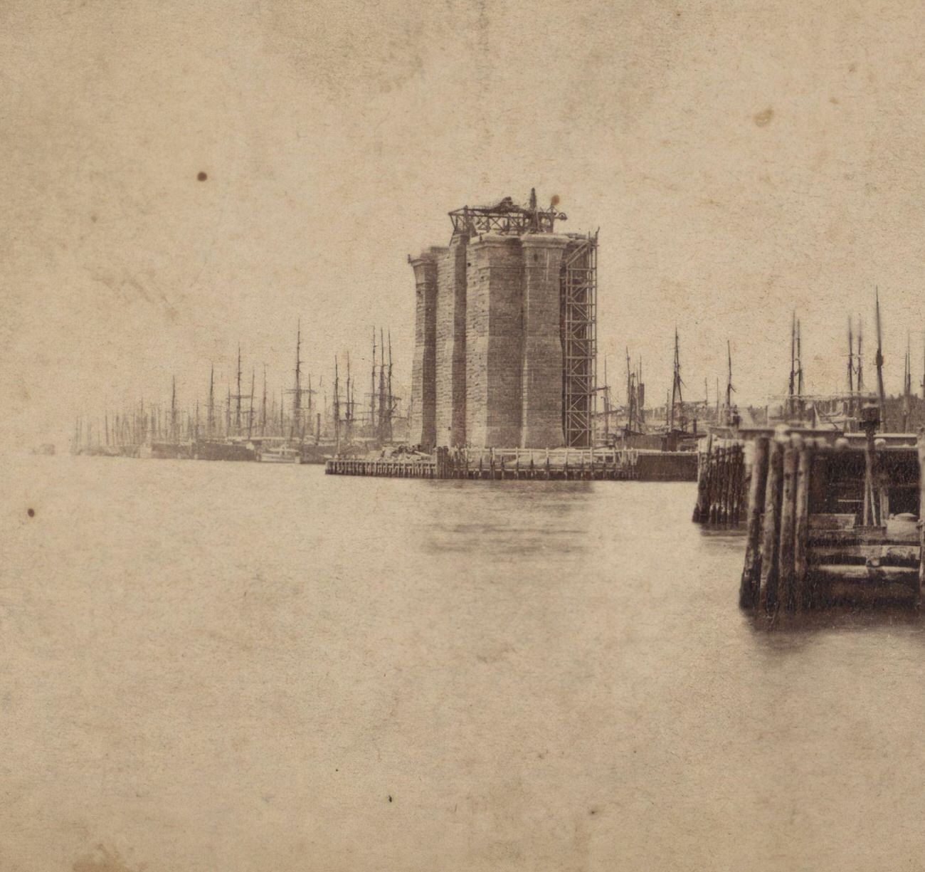 New York Tower Of Brooklyn Bridge Over The East River, Brooklyn, 1909