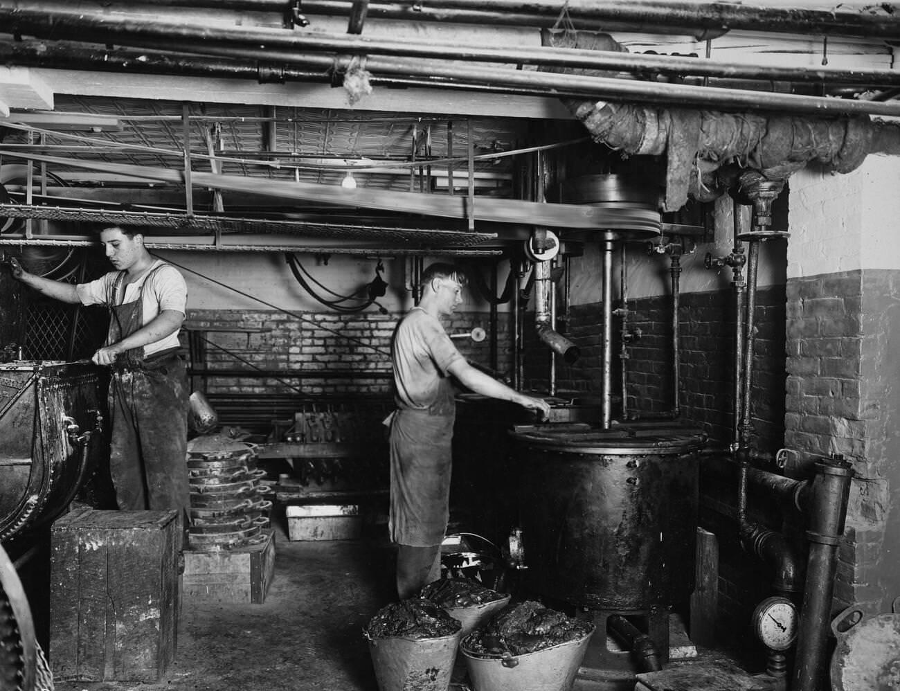 Cocoa And Chocolate Manufacturing For Government At Dean Street, Brooklyn, 1900S