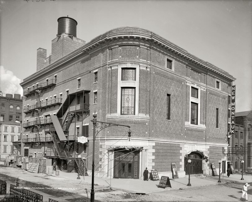 The New Montauk Theater In Brooklyn At Livingston Street And Hanover Place, 1905