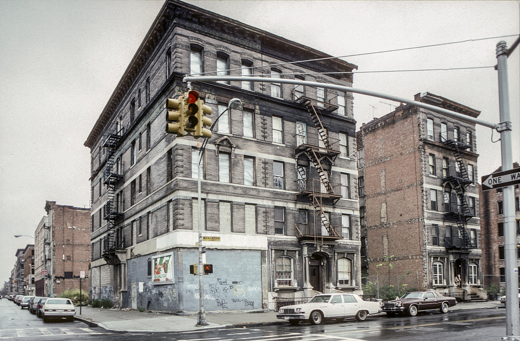 460 Manhattan Ave., Harlem, 1989.