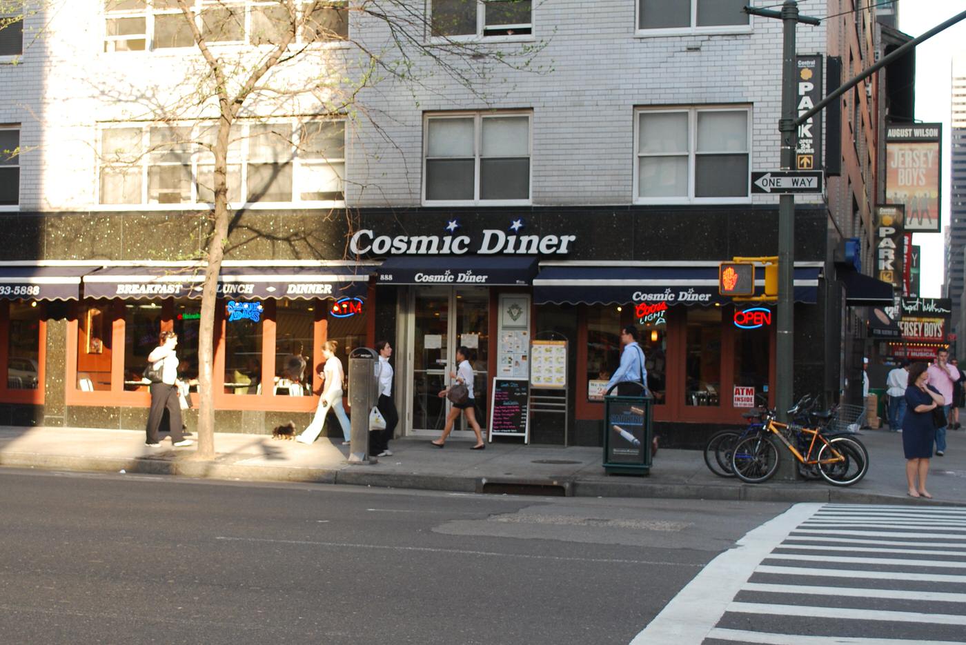 Cosmic Diner, New York City, 2009.