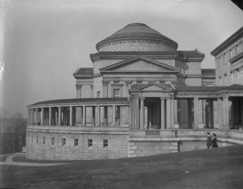 Arcade Of The Hall Of Fame For Great Americans On Sedgewick Avenue, Bronx, 1890S