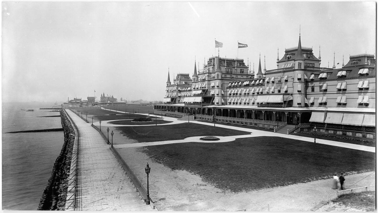 The Oriental Hotel In Manhattan Beach, Brooklyn, 1895
