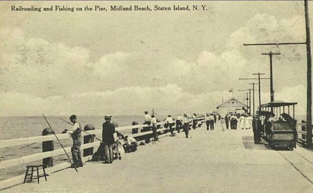 Midland Beach Pier, 1900S.
