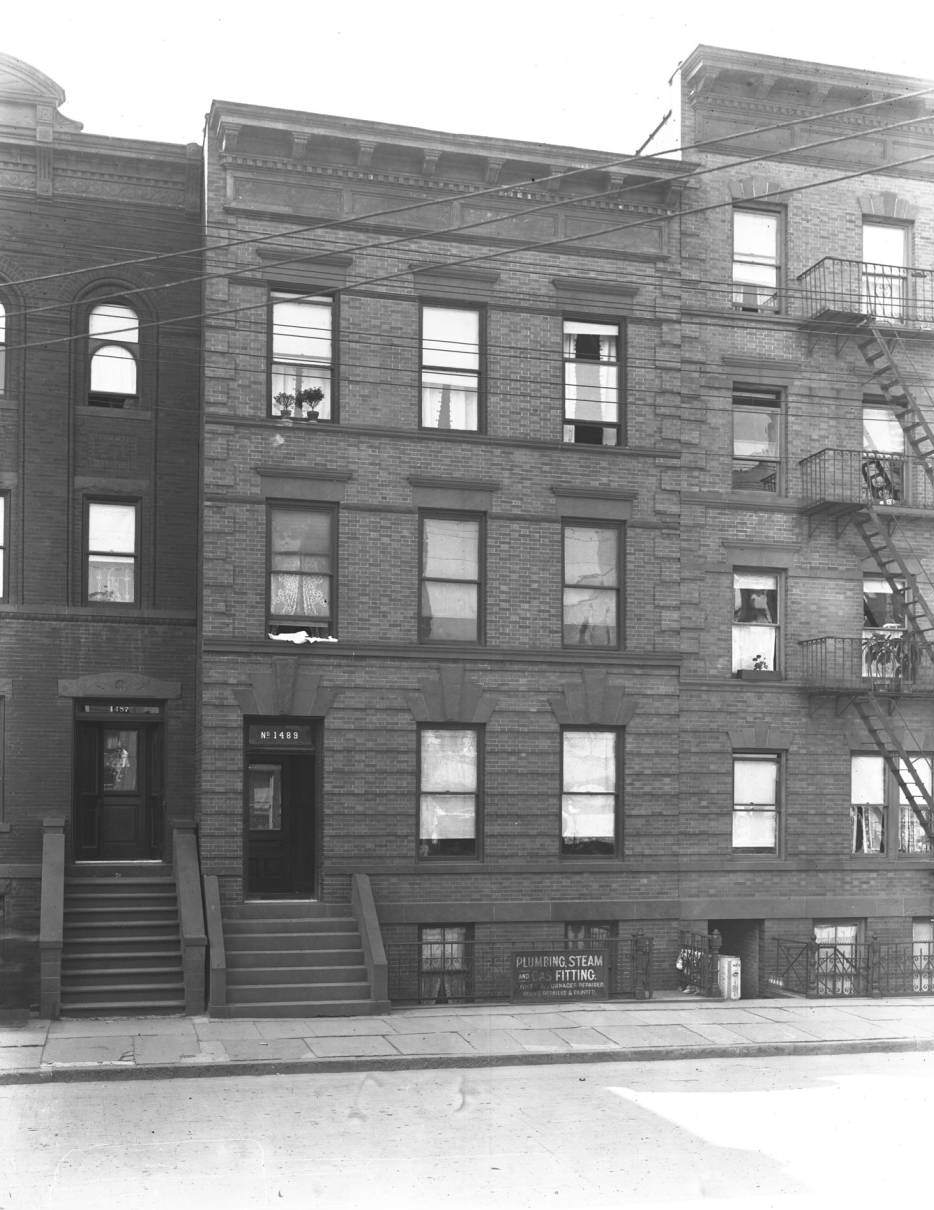 1489 Vyse Avenue, Bronx, 1915.
