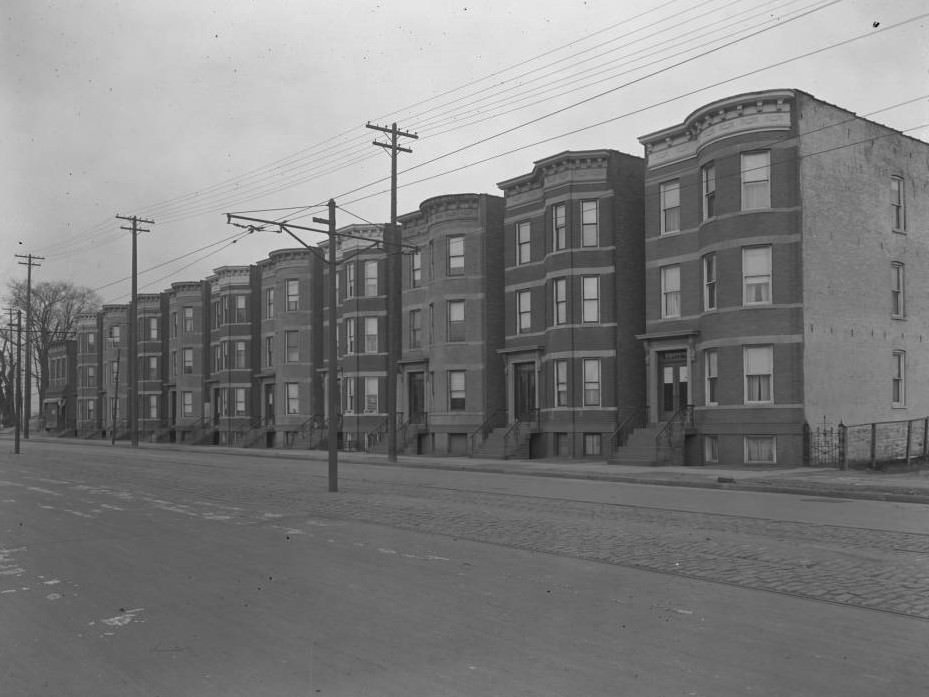 Residences At 2872, 2882, &Amp;Amp; 2890 Bailey Avenue, Bronx, Circa 1917.