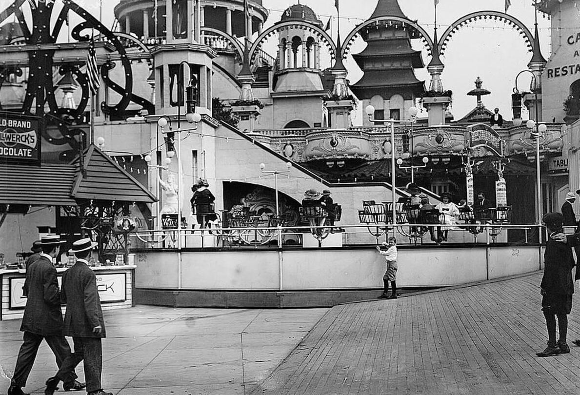 The Teaser Attraction At Luna Park In Coney Island, Brooklyn, 1910S.