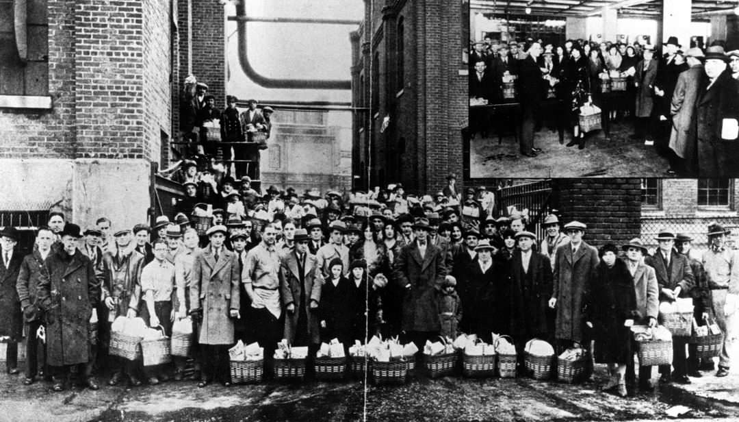 Christmas Basket Day At The Port Ivory, Proctor &Amp;Amp; Gamble Plant, 1929.