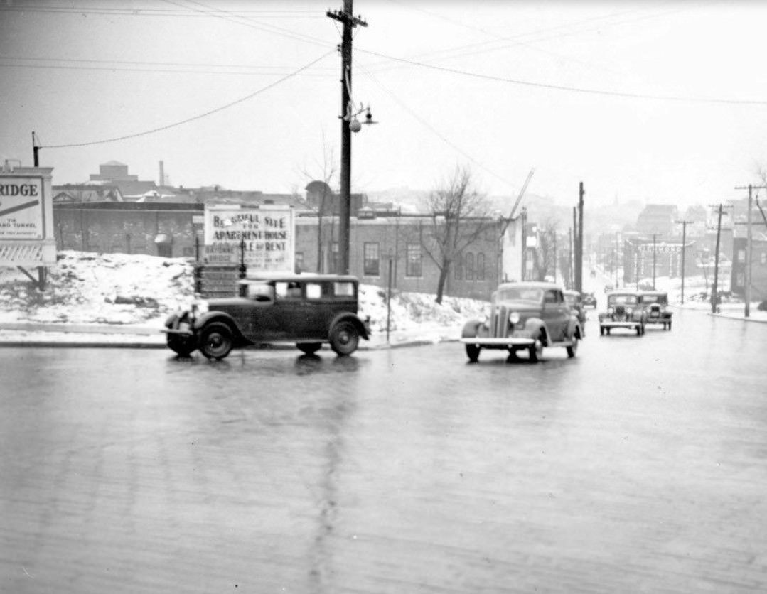 Intersection Of Victory Boulevard And Forest Avenue, 1937.