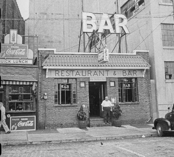 Bar Scene Located At 3 Victory Boulevard, 1939