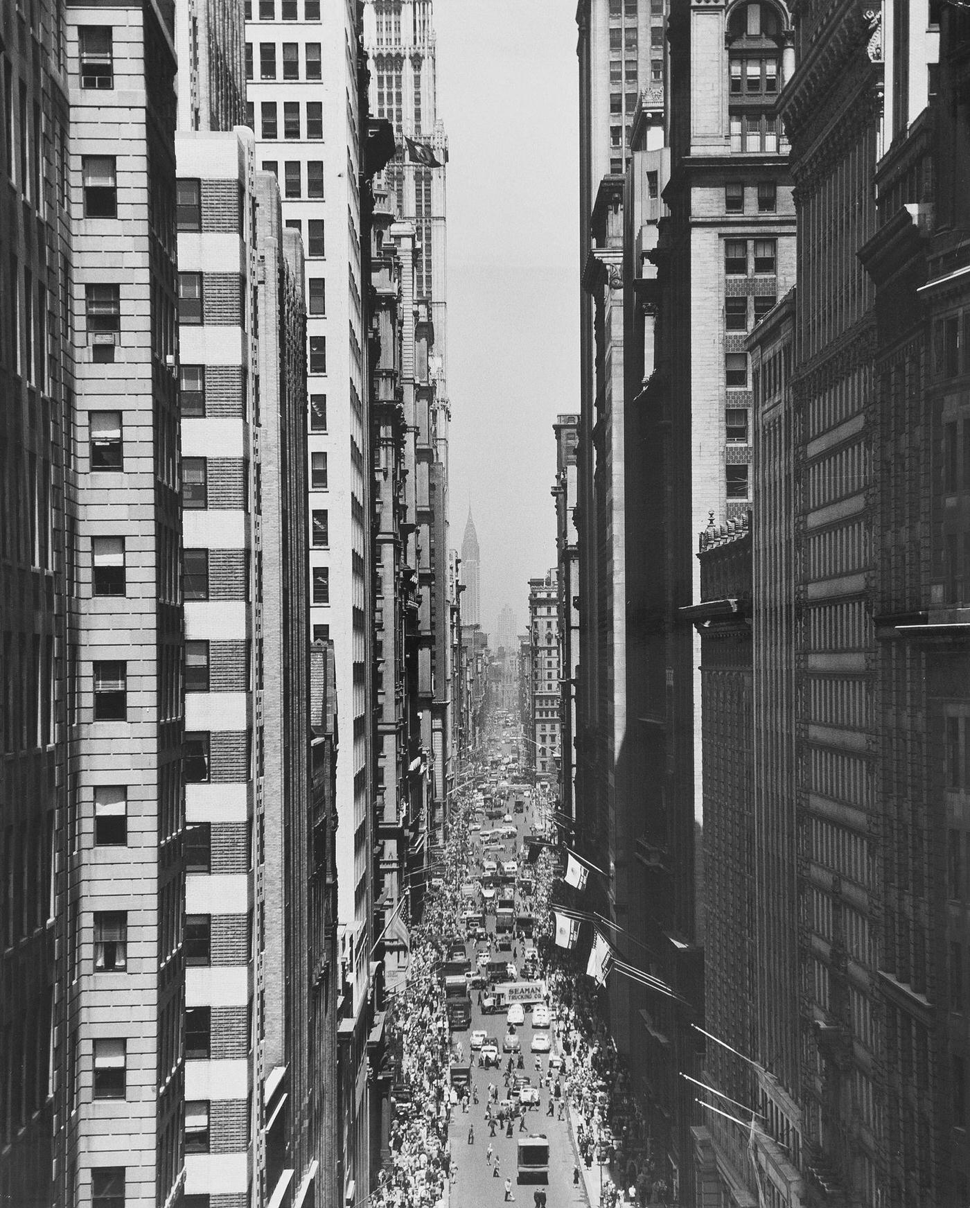 Elevated View Along Broadway With Chrysler Building In The Background, Manhattan, 1940.