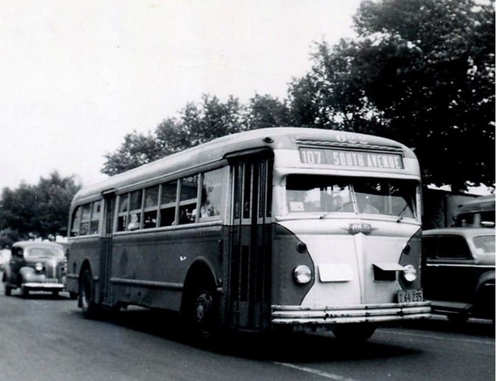 The 107 To South Avenue, A Vintage Bus In Operation Between 1936 And 1956. Circa 1940S