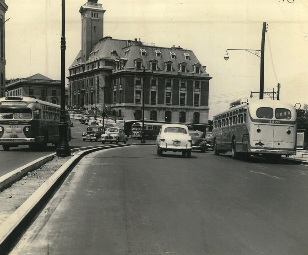 &Amp;Quot;Heavy&Amp;Quot; Traffic On Bay Street, St. George, 1949.