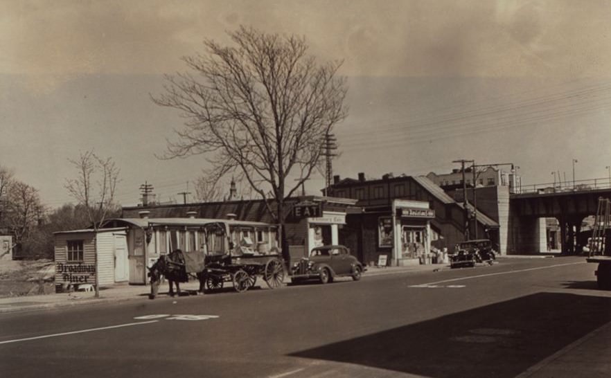 Broadway And Elmhurst Avenue, Queens, 1940S.