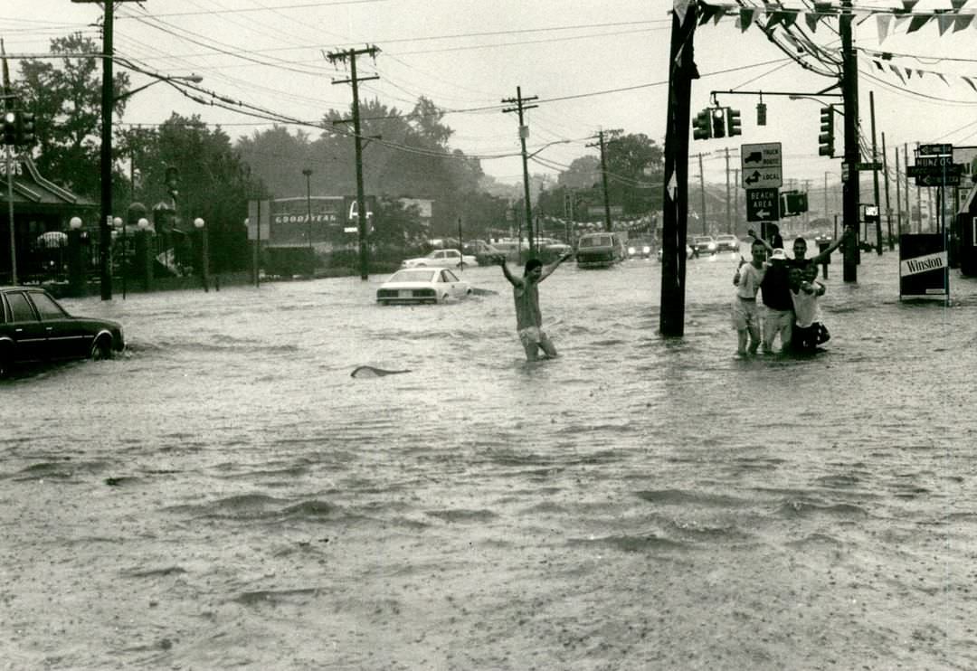 Kids Pushing Stuck Cars Out Of Water, Hylan Blvd. And Midland Avenue, Staten Island, 1988