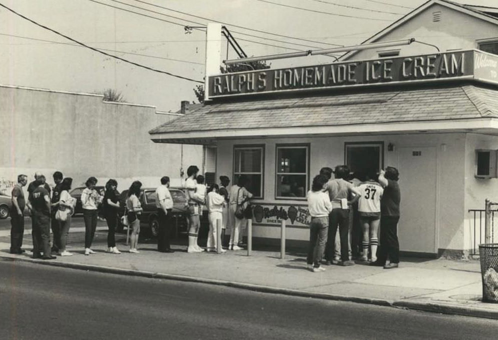 People Waiting In Line For Ralph'S, An Iconic Ice Cream Spot, 1986.