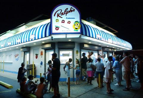 Ralph'S Famous Italian Ices In Port Richmond, Serving Staten Island Since 1928, July 30, 2006.